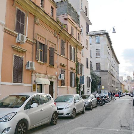 Roma Carina Hotel Bagian luar foto